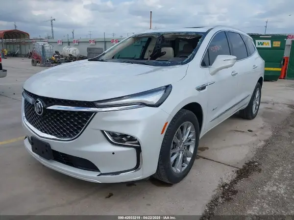 5GAERDKW7PJ144056 2023 BUICK ENCLAVE - Image 2