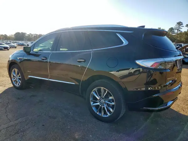 5GAERDKW7RJ124733 2024 BUICK ENCLAVE - Image 2