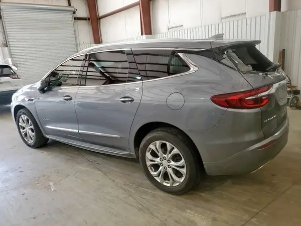 5GAERDKW8LJ242314 2020 BUICK ENCLAVE - Image 2