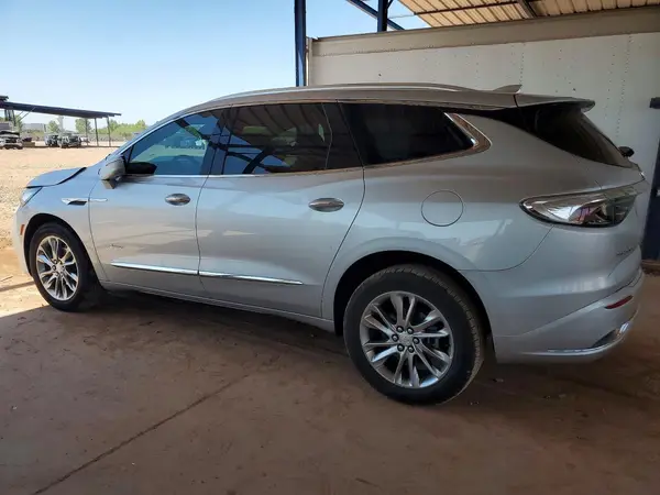 5GAERDKW8NJ159436 2022 BUICK ENCLAVE - Image 2