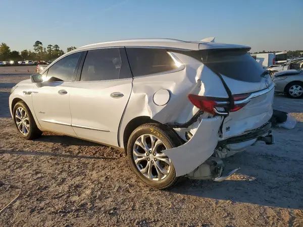 5GAERDKWXJJ198362 2018 BUICK ENCLAVE - Image 2