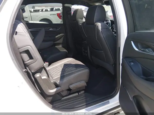 5GAERDKWXPJ167217 2023 BUICK ENCLAVE - Image 8