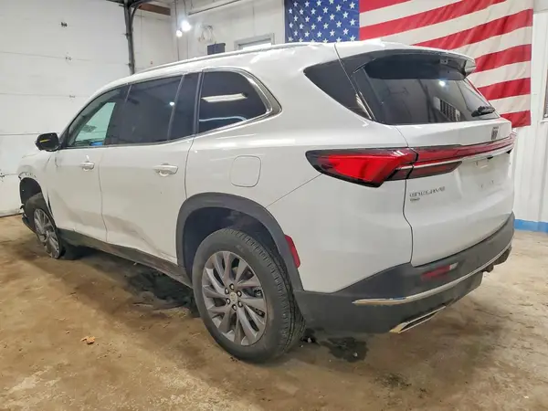 5GAEVAKS3TJ285742 2026 BUICK ENCLAVE - Image 2