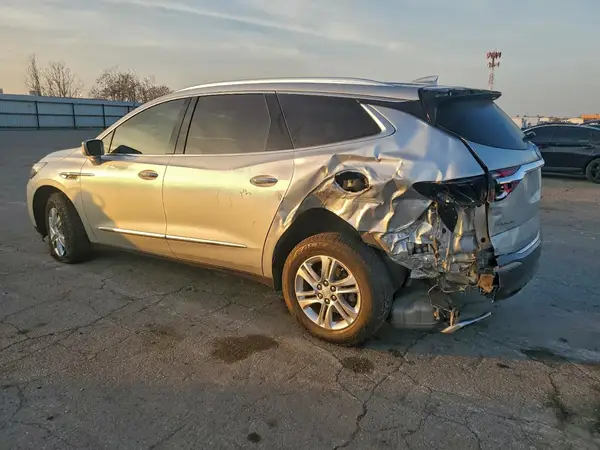 5GAEVAKW0JJ138228 2018 BUICK ENCLAVE - Image 2