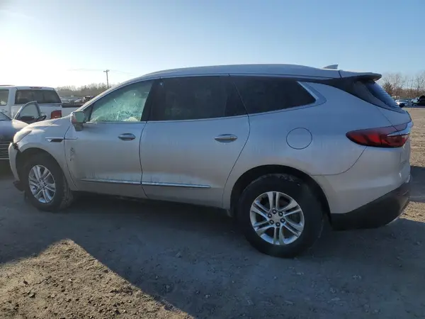 5GAEVAKW0JJ152470 2018 BUICK ENCLAVE - Image 2