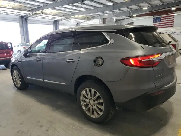5GAEVAKW0JJ193097 2018 BUICK ENCLAVE - Image 2