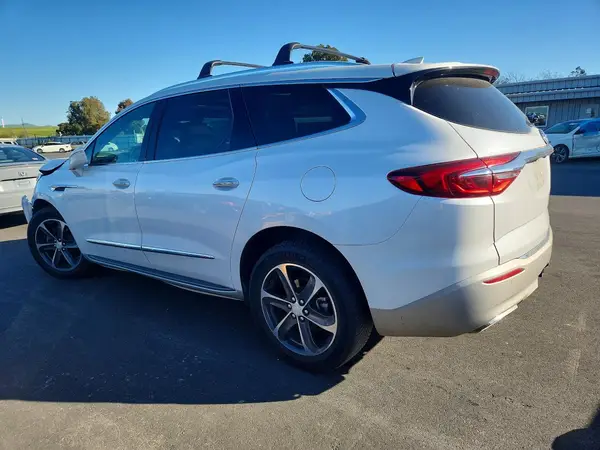 5GAEVAKW0KJ298269 2019 BUICK ENCLAVE - Image 2