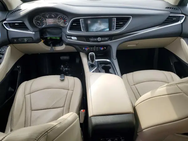 5GAEVAKW0KJ300800 2019 BUICK ENCLAVE - Image 8
