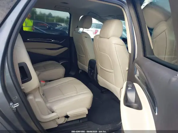 5GAEVAKW0MJ177681 2021 BUICK ENCLAVE - Image 8