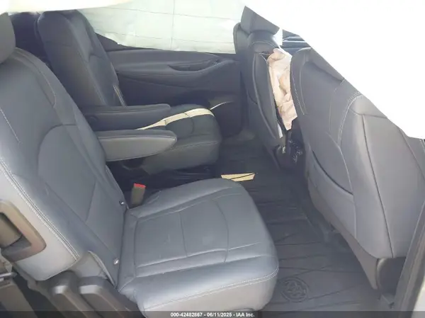 5GAEVAKW0MJ243405 2021 BUICK ENCLAVE - Image 8