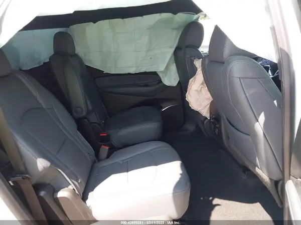 5GAEVAKW0PJ135371 2023 BUICK ENCLAVE - Image 8