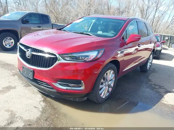 5GAEVAKW1JJ135368 2018 BUICK ENCLAVE - Image 2