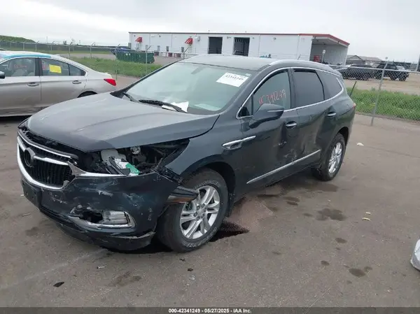 5GAEVAKW1JJ137458 2018 BUICK ENCLAVE - Image 2