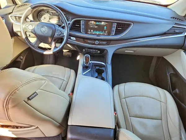 5GAEVAKW1JJ149867 2018 BUICK ENCLAVE - Image 8