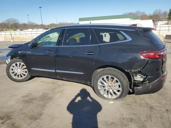 5GAEVAKW1JJ185414 2018 BUICK ENCLAVE - Image 2