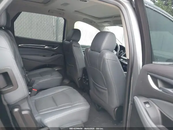 5GAEVAKW1KJ126784 2019 BUICK ENCLAVE - Image 8