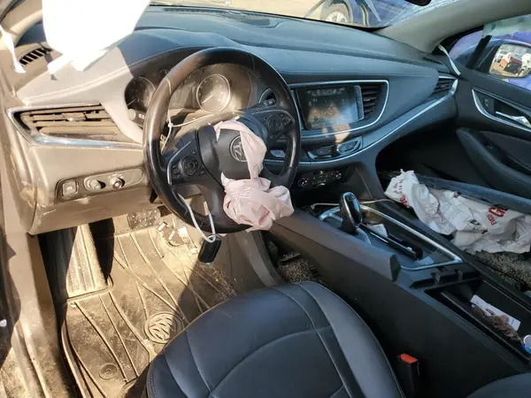 5GAEVAKW1KJ215870 2019 BUICK ENCLAVE - Image 8