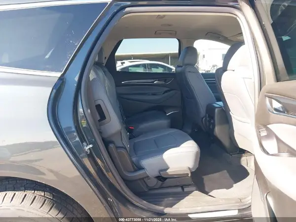 5GAEVAKW1KJ249968 2019 BUICK ENCLAVE - Image 8
