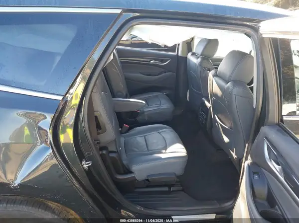 5GAEVAKW1KJ317010 2019 BUICK ENCLAVE - Image 8