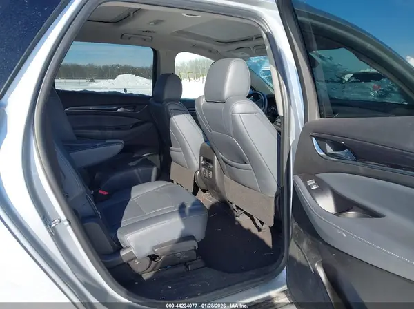 5GAEVAKW1LJ265752 2020 BUICK ENCLAVE - Image 8