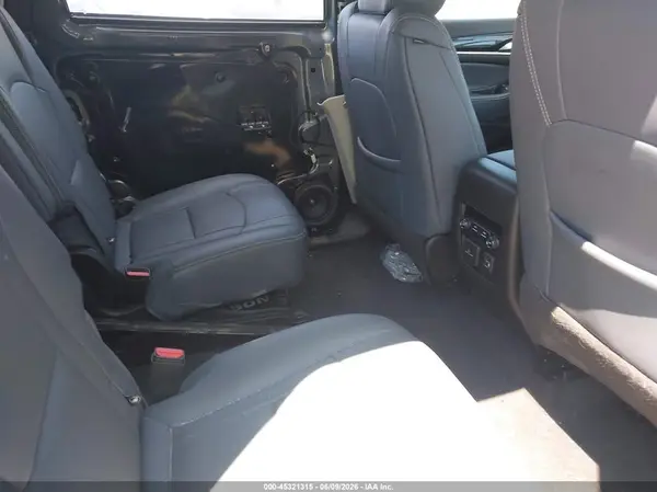 5GAEVAKW1MJ214673 2021 BUICK ENCLAVE - Image 8