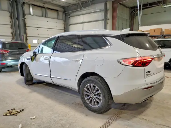 5GAEVAKW1PJ179072 2023 BUICK ENCLAVE - Image 2