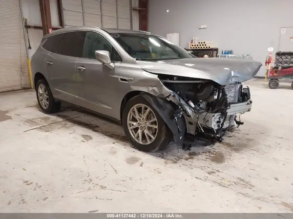 5GAEVAKW1RJ114175 2024 BUICK ENCLAVE - Image 1