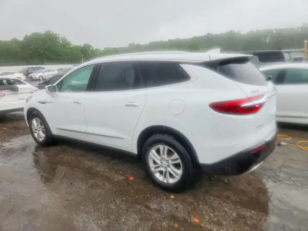 5GAEVAKW2JJ104520 2018 BUICK ENCLAVE - Image 2