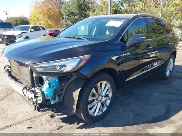 5GAEVAKW2JJ157234 2018 BUICK ENCLAVE - Image 2