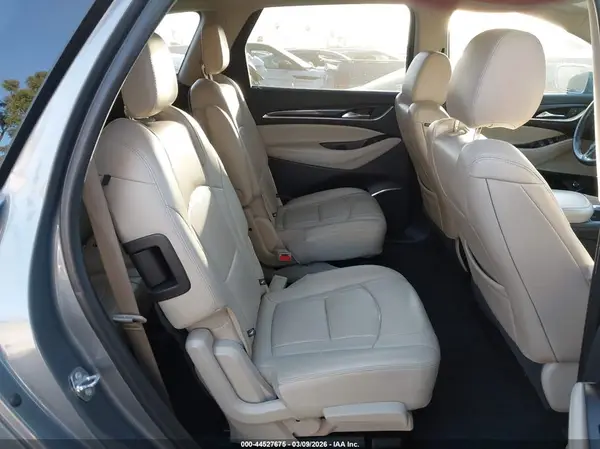 5GAEVAKW2JJ168959 2018 BUICK ENCLAVE - Image 8