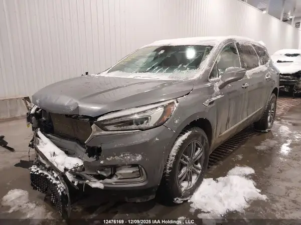 5GAEVAKW2JJ170775 2018 BUICK ENCLAVE - Image 2
