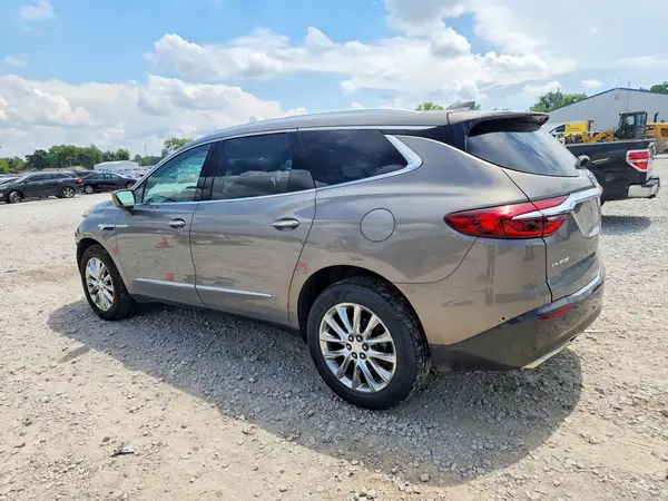 5GAEVAKW2JJ229159 2018 BUICK ENCLAVE - Image 2