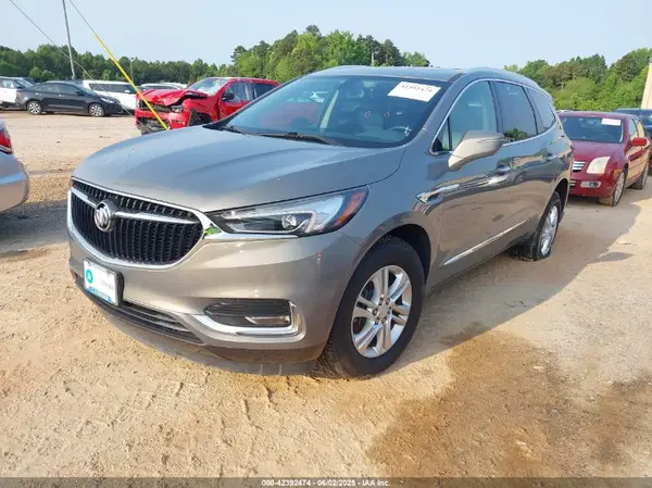 5GAEVAKW2JJ277616 2018 BUICK ENCLAVE - Image 2