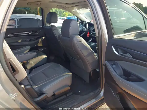 5GAEVAKW2JJ277616 2018 BUICK ENCLAVE - Image 8
