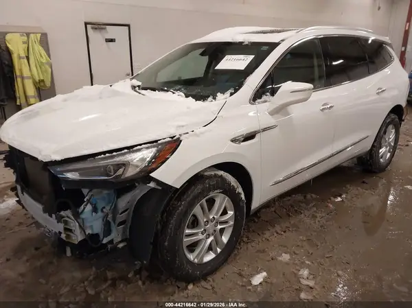5GAEVAKW2LJ244957 2020 BUICK ENCLAVE - Image 2
