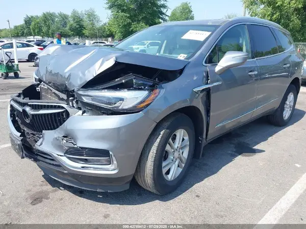 5GAEVAKW2MJ180999 2021 BUICK ENCLAVE - Image 2