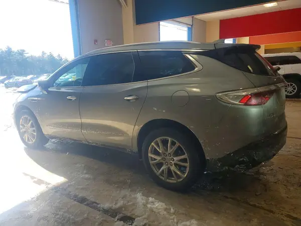 5GAEVAKW2PJ112139 2023 BUICK ENCLAVE - Image 2