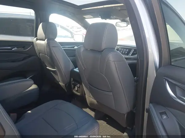 5GAEVAKW2PJ273168 2023 BUICK ENCLAVE - Image 8