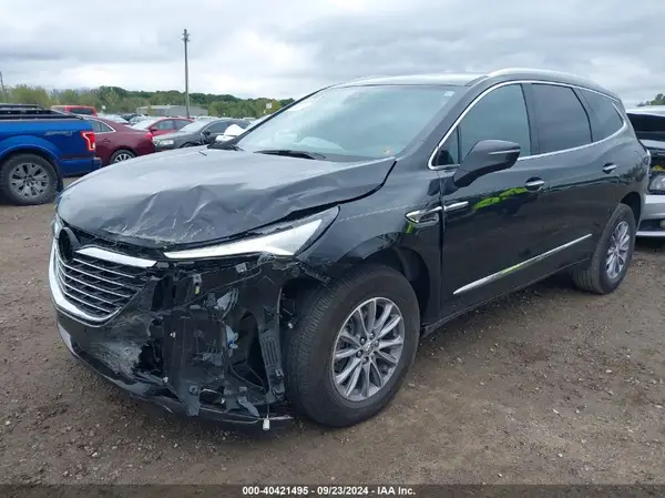 5GAEVAKW2RJ117330 2024 BUICK ENCLAVE - Image 2