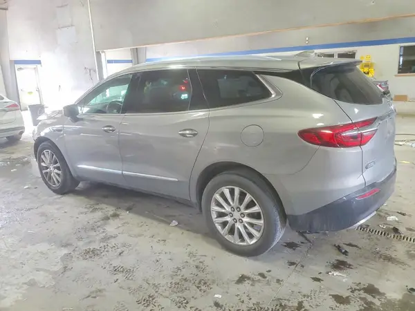 5GAEVAKW3JJ135551 2018 BUICK ENCLAVE - Image 2