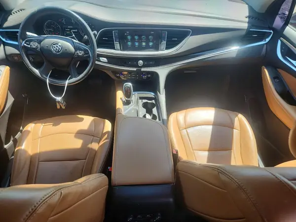 5GAEVAKW3JJ136439 2018 BUICK ENCLAVE - Image 8