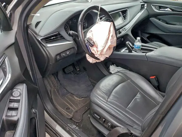 5GAEVAKW3JJ167478 2018 BUICK ENCLAVE - Image 8
