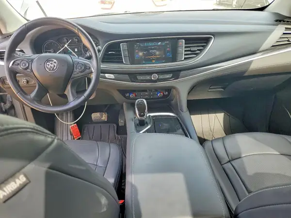 5GAEVAKW3JJ168386 2018 BUICK ENCLAVE - Image 8