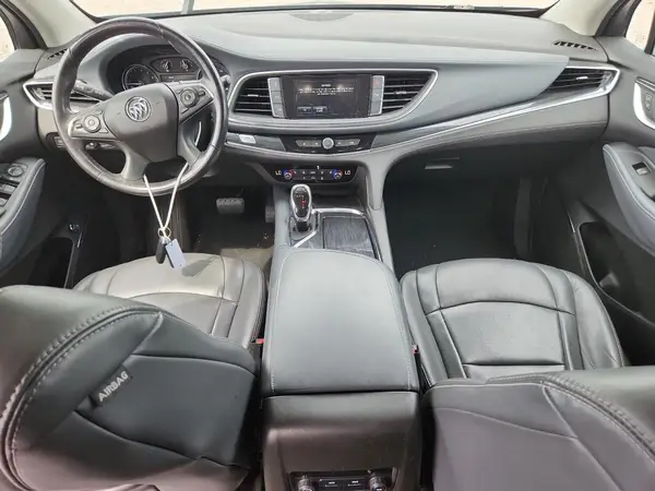 5GAEVAKW3JJ186614 2018 BUICK ENCLAVE - Image 8