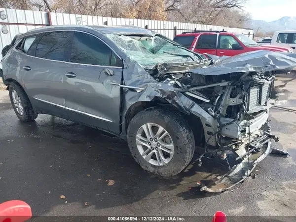 5GAEVAKW3JJ226464 2018 BUICK ENCLAVE - Image 1