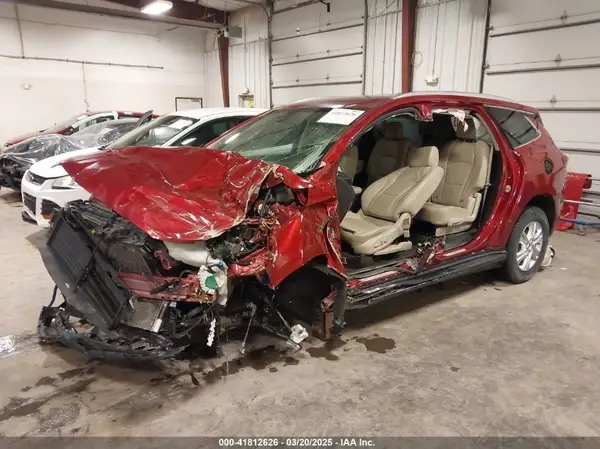 5GAEVAKW3JJ244639 2018 BUICK ENCLAVE - Image 2