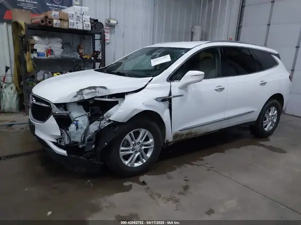 5GAEVAKW3KJ168275 2019 BUICK ENCLAVE - Image 2