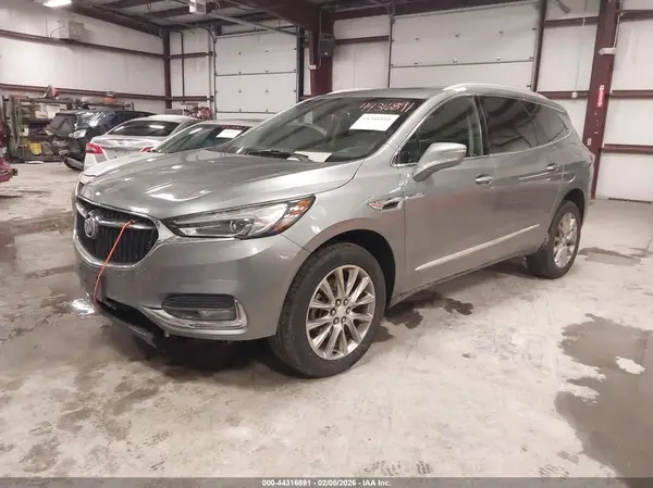 5GAEVAKW3KJ304534 2019 BUICK ENCLAVE - Image 2