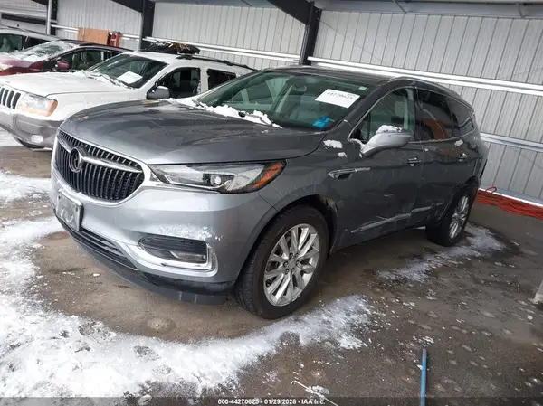 5GAEVAKW3MJ207806 2021 BUICK ENCLAVE - Image 2