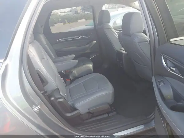 5GAEVAKW3MJ218644 2021 BUICK ENCLAVE - Image 8